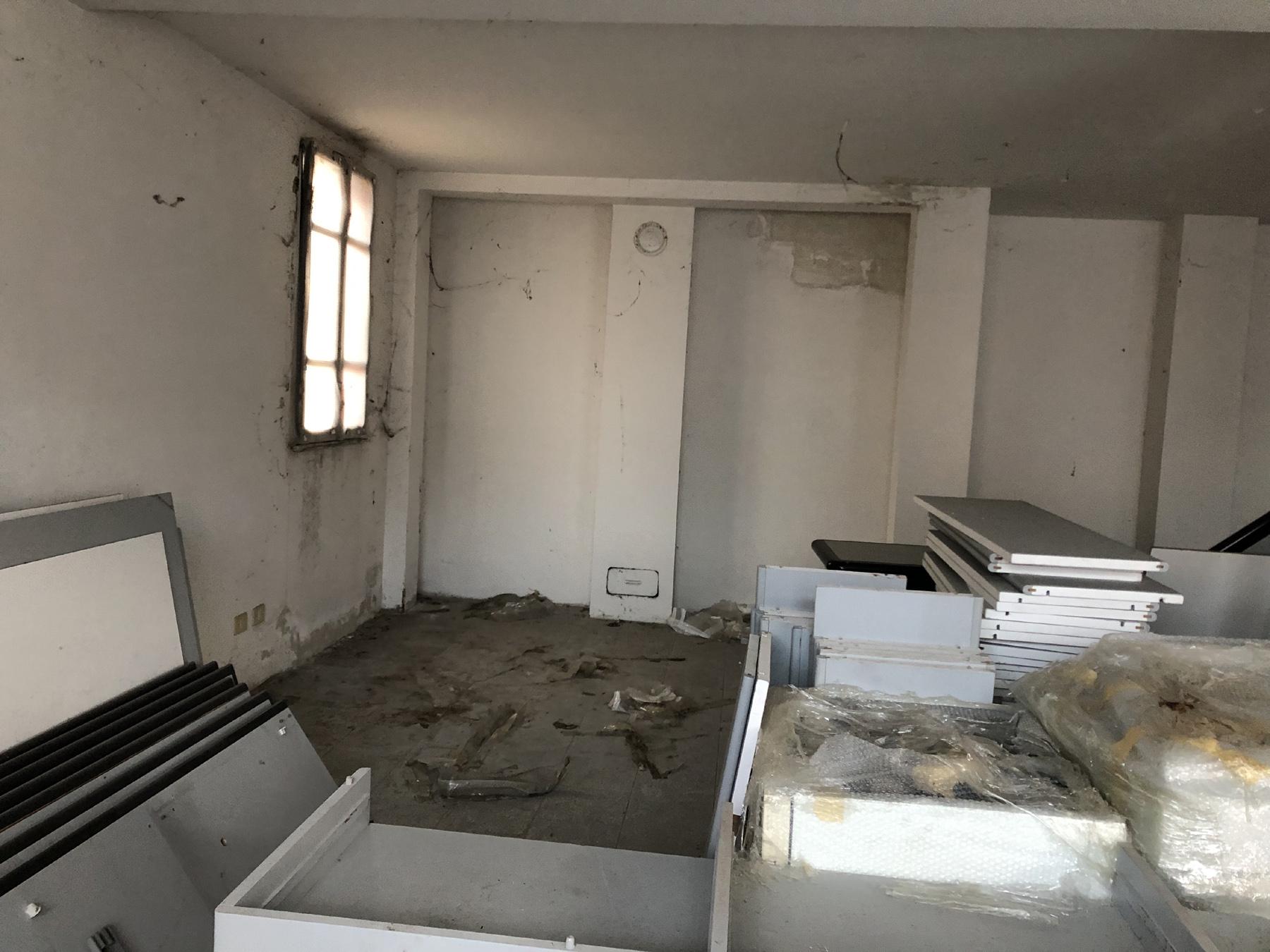 immobile magazzino all'asta in Parma, Loc Panocchia, Strada Val Parma, 220 - 43124 Parma (PR) - 1