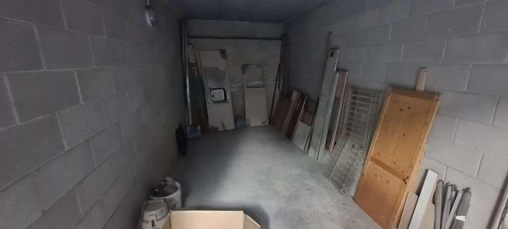 immobile garage all'asta in Via Via Carlo Borromeo 74/c - 20031 Cesano Maderno (MB) - 4