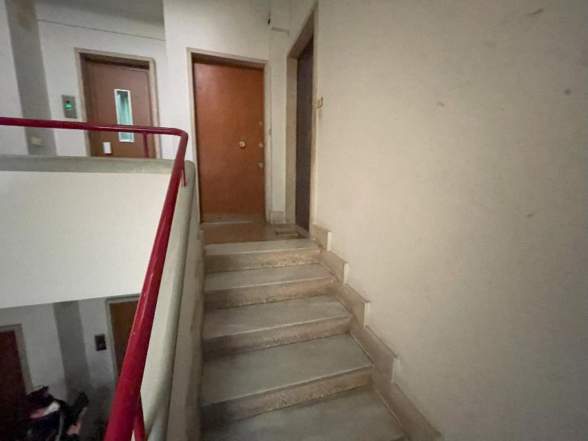 immobile appartamento all'asta in VIA PALEOCAPA 15/10 - 16135 Genova (GE) - 2