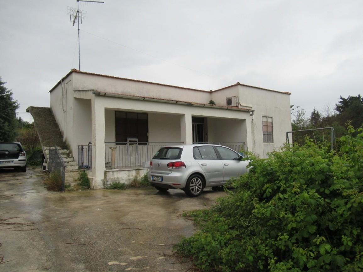 immobile villa all'asta in SAN FILIPPO NERI N 17 - 96100 Siracusa (SR) - 2