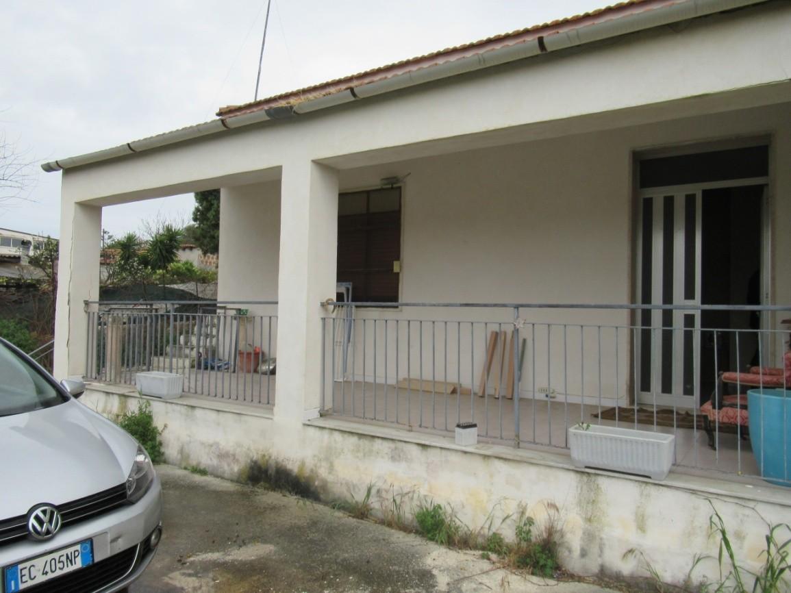 immobile villa all'asta in SAN FILIPPO NERI N 17 - 96100 Siracusa (SR) - 3