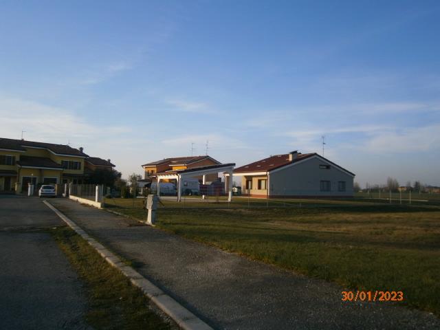 immobile terreno all'asta in VIA LA VENEZIA - 41038 San Felice sul Panaro (MO) - 5