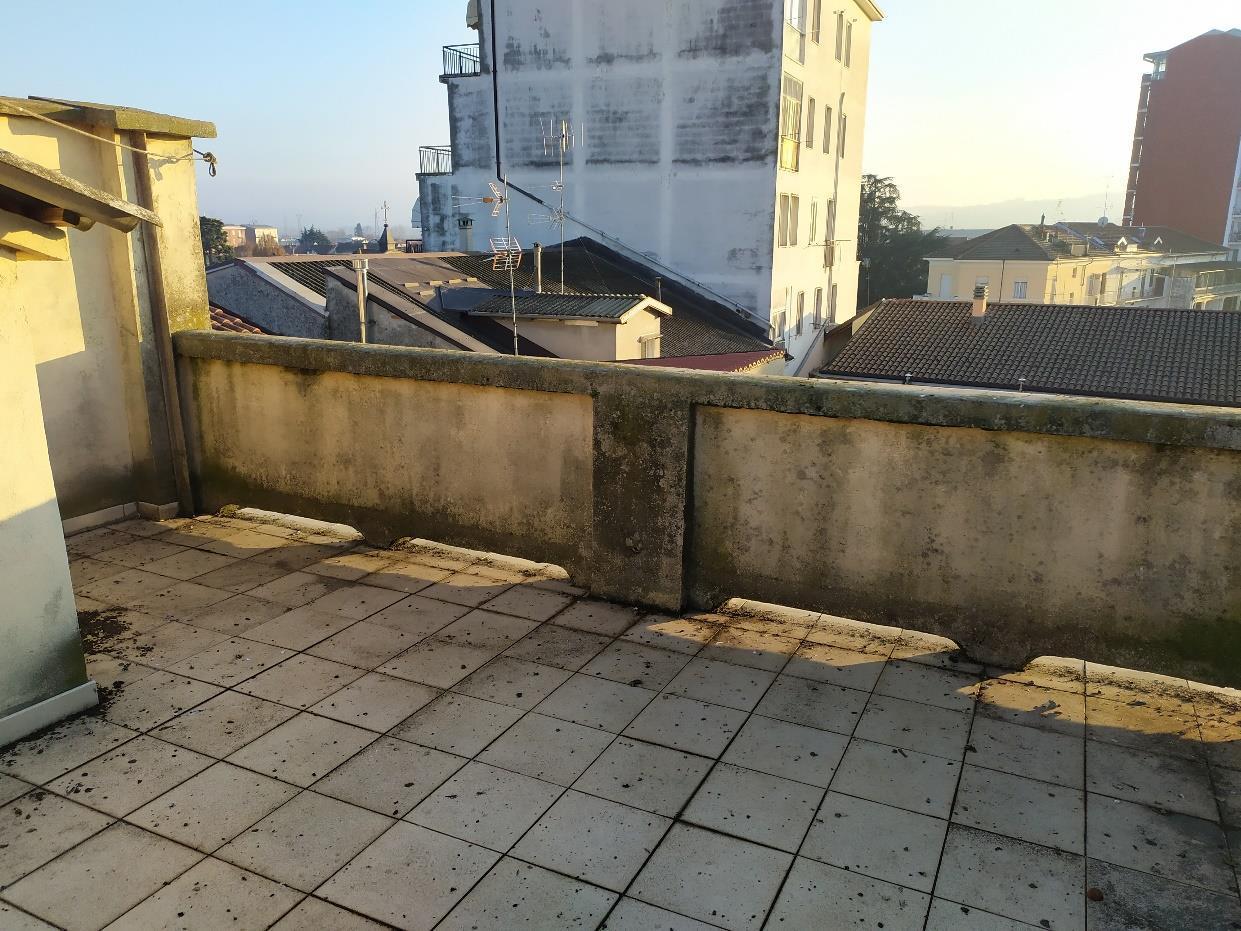 immobile appartamento all'asta in Via Giovanni Lanza n 5 - 13039 Trino (VC) - 3