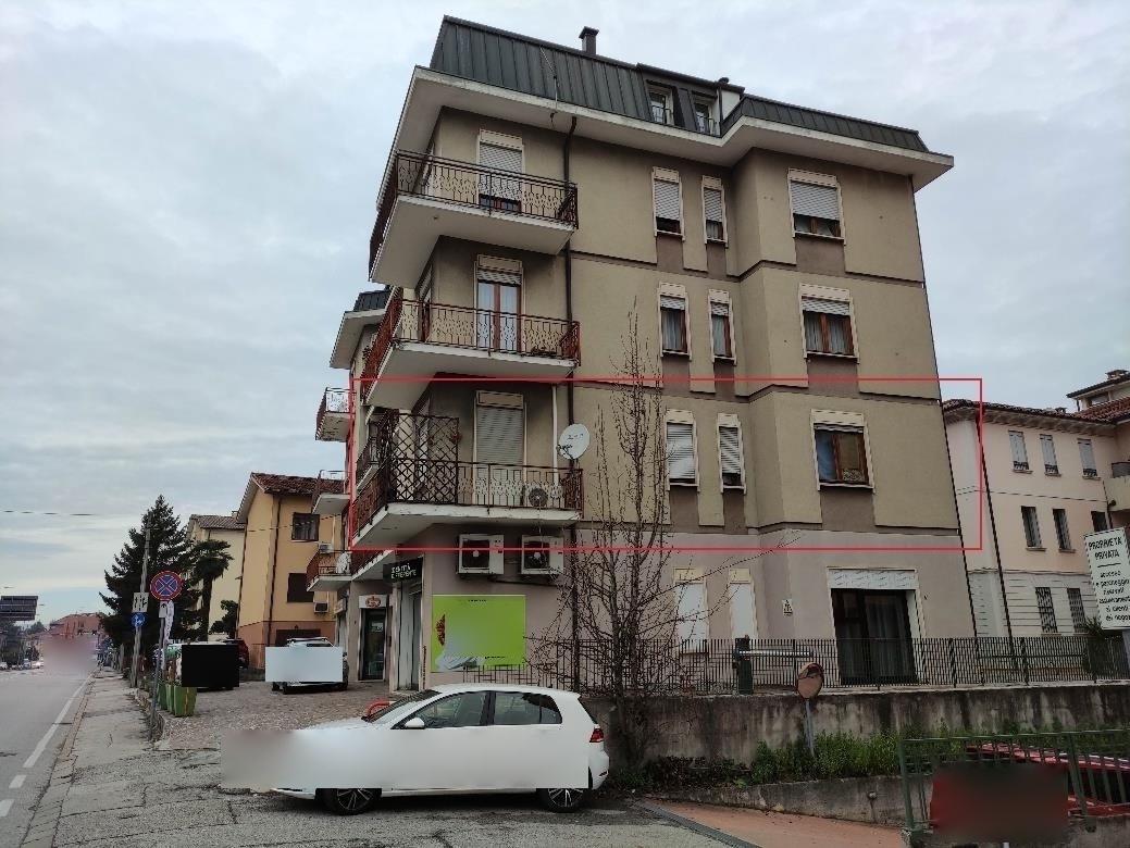 immobile appartamento all'asta in Viale Jacopo Dal Verme 8 - 36100 Vicenza (VI) - 1