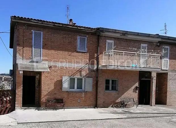 immobile appartamento all'asta in Rione Santa Maria, via Carlo Levi, 1 - 75019 Tricarico (MT) - 1