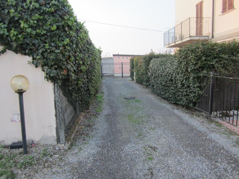 immobile posto auto all'asta in Localita' San Leonardo, Via Idrometro snc - 27010 Linarolo (PV) - 2
