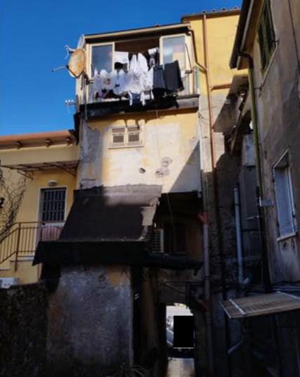 immobile appartamento all'asta in viale XX settembre 66 - 54033 Carrara (MS) - 1