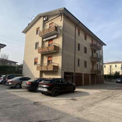 immobile appartamento all'asta in Via Chiavica 30/A - 32 - 36045 Lonigo (VI) - 4