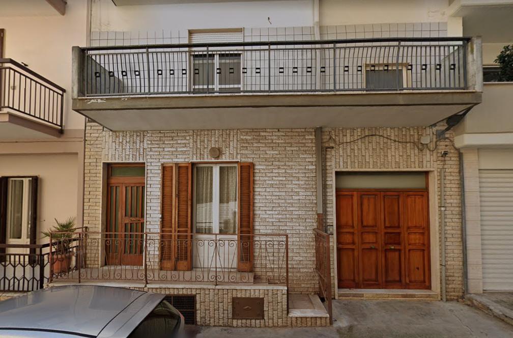 immobile appartamento all'asta in Via Plinio il Vecchio 17 Bitonto (BA) - 1