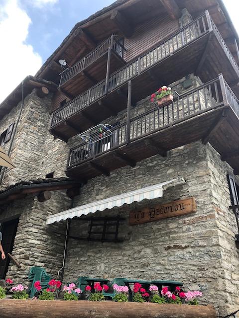 immobile appartamento all'asta in Localita' Chardonney 87 - 11020 Champorcher (AO) - 2