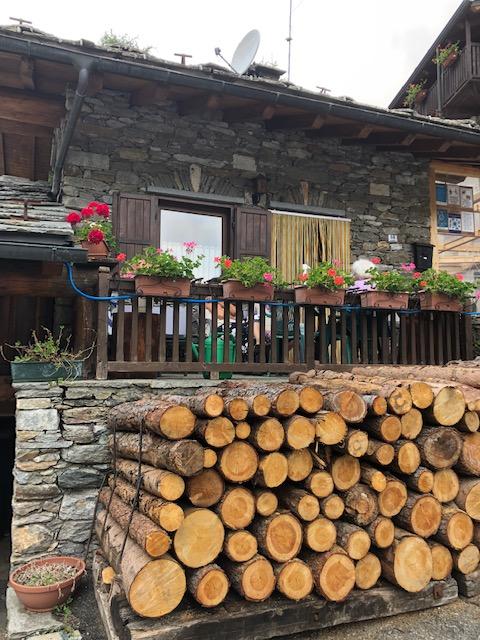 immobile appartamento all'asta in Localita' Chardonney 87 - 11020 Champorcher (AO) - 3