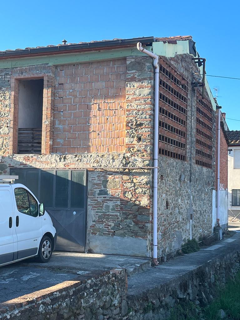 immobile magazzino all'asta in Via dei Gheghi - 55012 Capannori (LU) - 1