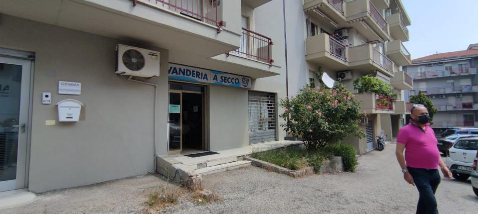 immobile attivita commerciale all'asta in via giulio cesare n 47 - 66054 Vasto (CH) - 3
