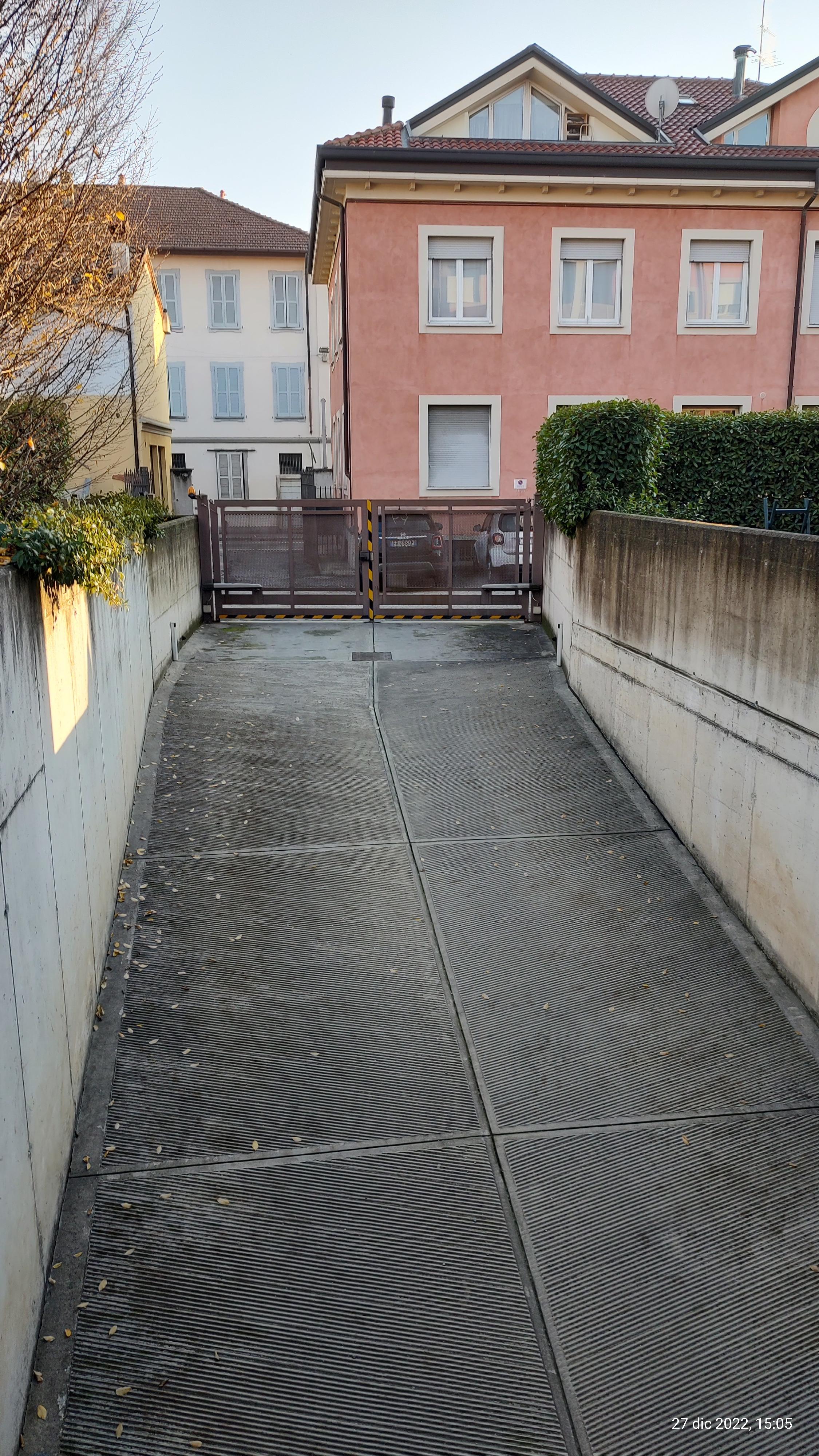 immobile garage all'asta in Via Roma 56 - 20050 Macherio (MB) - 1