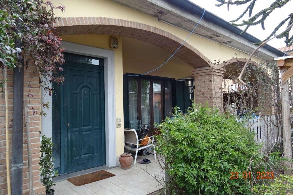 immobile appartamento all'asta in Frazione Sostegno Via delle Dalie 8 - 27010 Spessa (PV) - 1