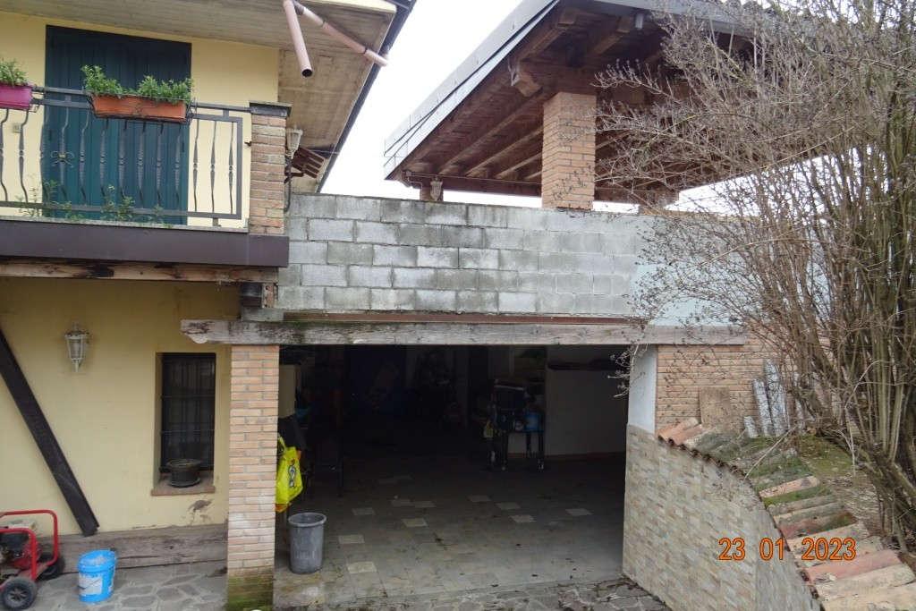 immobile appartamento all'asta in Frazione Sostegno Via delle Dalie 8 - 27010 Spessa (PV) - 4