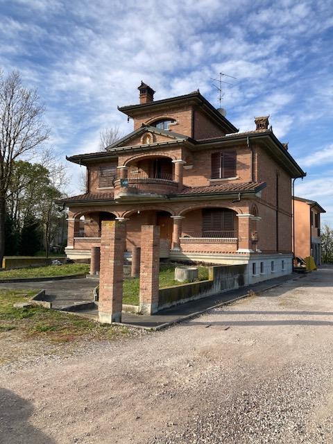immobile villa all'asta in Via Quarti, 49 - 42023 Cadelbosco di Sopra (RE) - 2