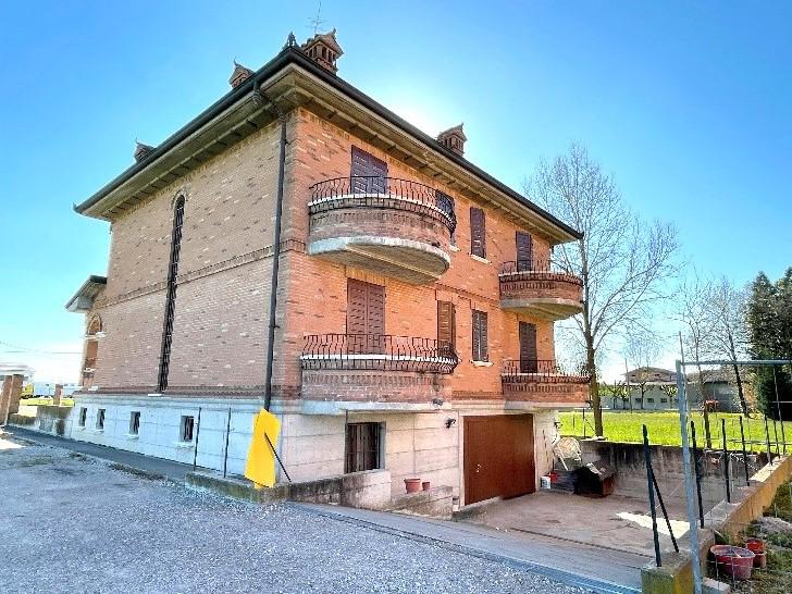 immobile villa all'asta in Via Quarti, 49 - 42023 Cadelbosco di Sopra (RE) - 3