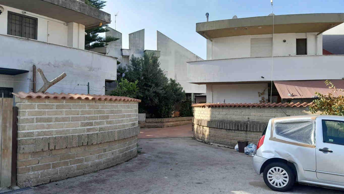 immobile appartamento all'asta in STRADONE SANT'ANASTASIO 1H INT 11 - 00042 Anzio (RM) - 2
