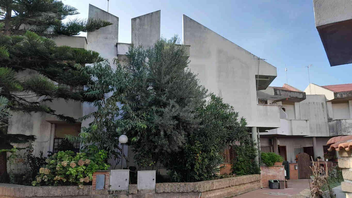 immobile appartamento all'asta in STRADONE SANT'ANASTASIO 1H INT 11 - 00042 Anzio (RM) - 4