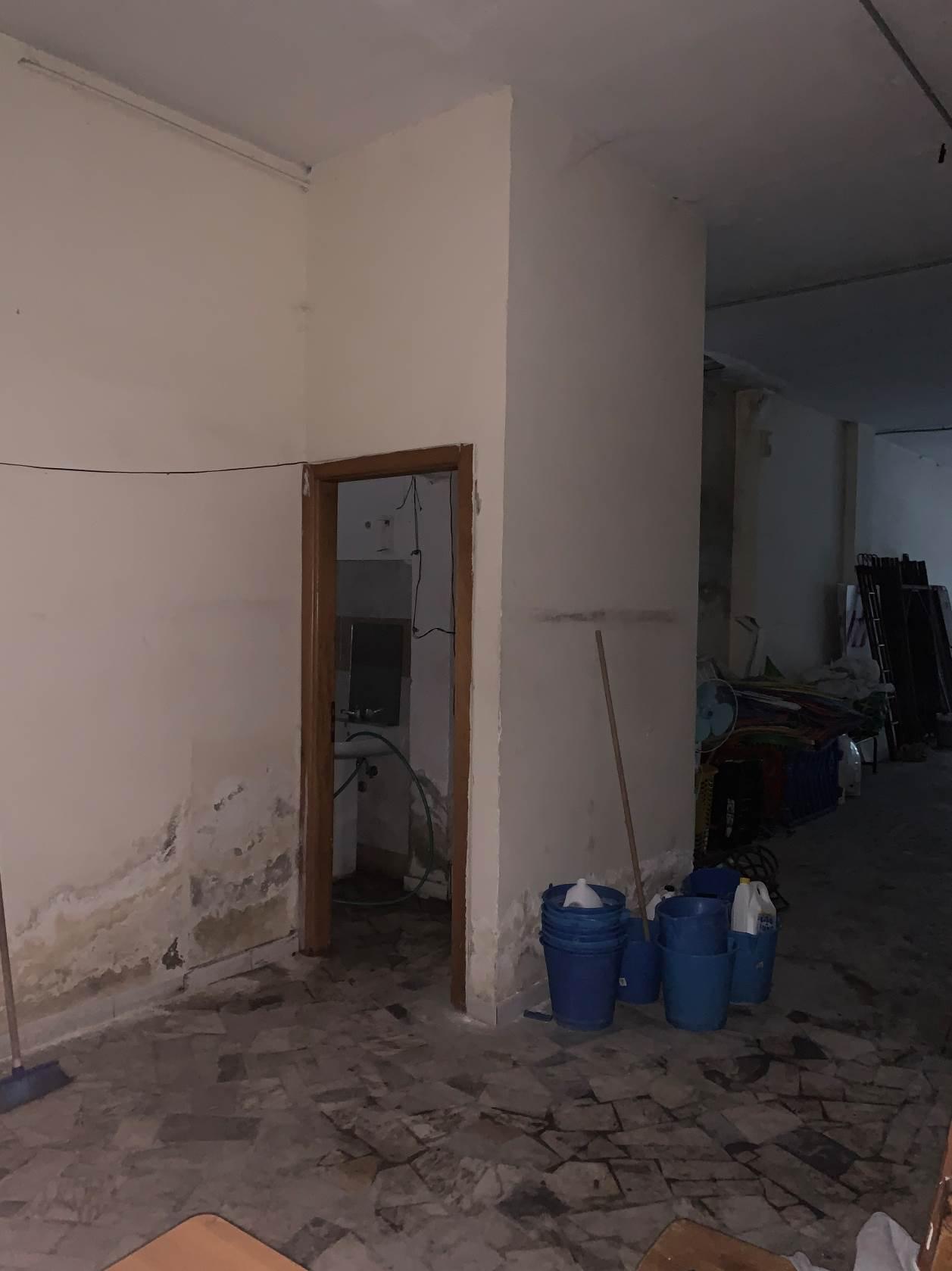 immobile negozio all'asta in via Enrico de Nicola n 3 Melito di Napoli (NA) - 3