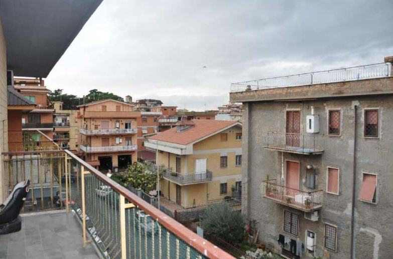 immobile appartamento all'asta in Via Urania, n 16 - 00133 Roma (RM) - 5