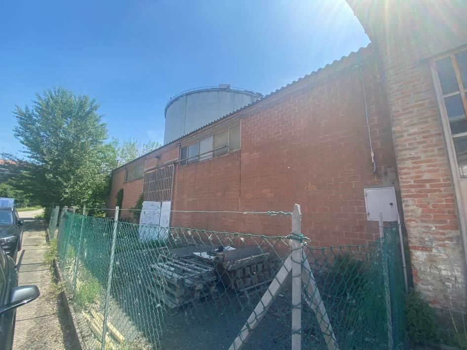 immobile attivita commerciale all'asta in Via Annibale Zucchini - 44122 Ferrara (FE) - 1