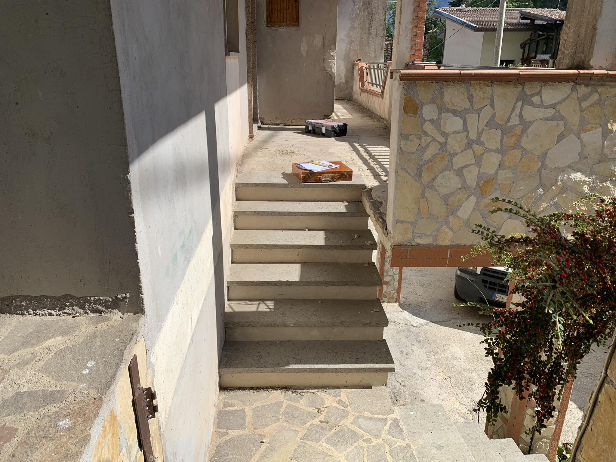 immobile appartamento all'asta in via Acquasanta n 12 Civitella Roveto (AQ) - 2