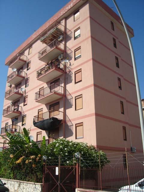 immobile appartamento all'asta in Via Giulio Sarmiento n 4, - 90124 Palermo (PA) - 2
