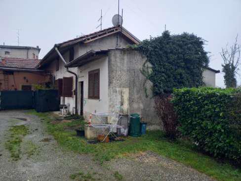 immobile appartamento all'asta in Vicolo Chiuso 6 - 22060 Novedrate (CO) - 2