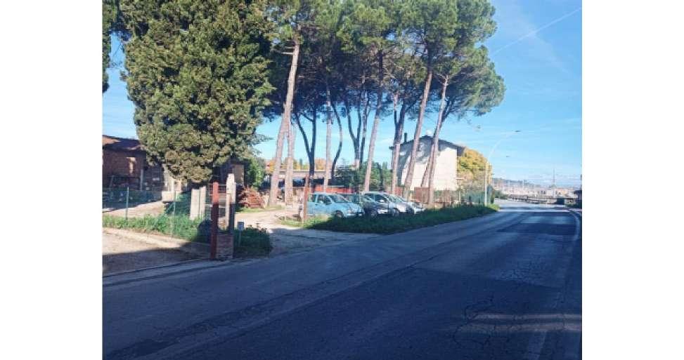 immobile appartamento all'asta in Via Giuseppe Mazzini n 86 - 53043 Chiusi (SI) - 2