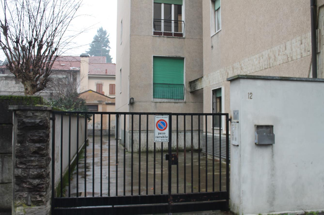 immobile appartamento all'asta in Via CESARE BATTISTI 12 - 21013 Gallarate (VA) - 1