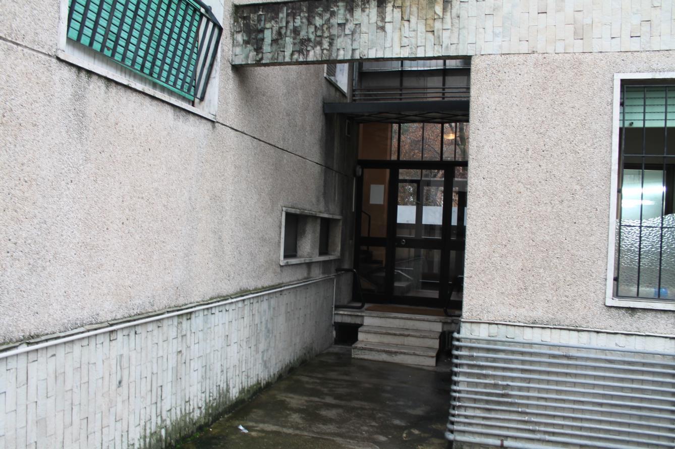 immobile appartamento all'asta in Via CESARE BATTISTI 12 - 21013 Gallarate (VA) - 4