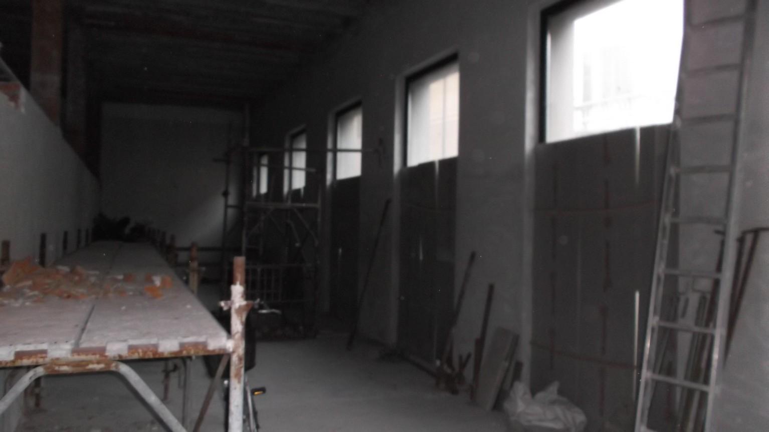 immobile attivita commerciale all'asta in Via ALESSANDRO MANZONI 6 - 26100 Cremona (CR) - 2