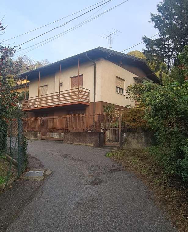 immobile villa all'asta in Via Mentana 8 Gemonio (VA) - 1