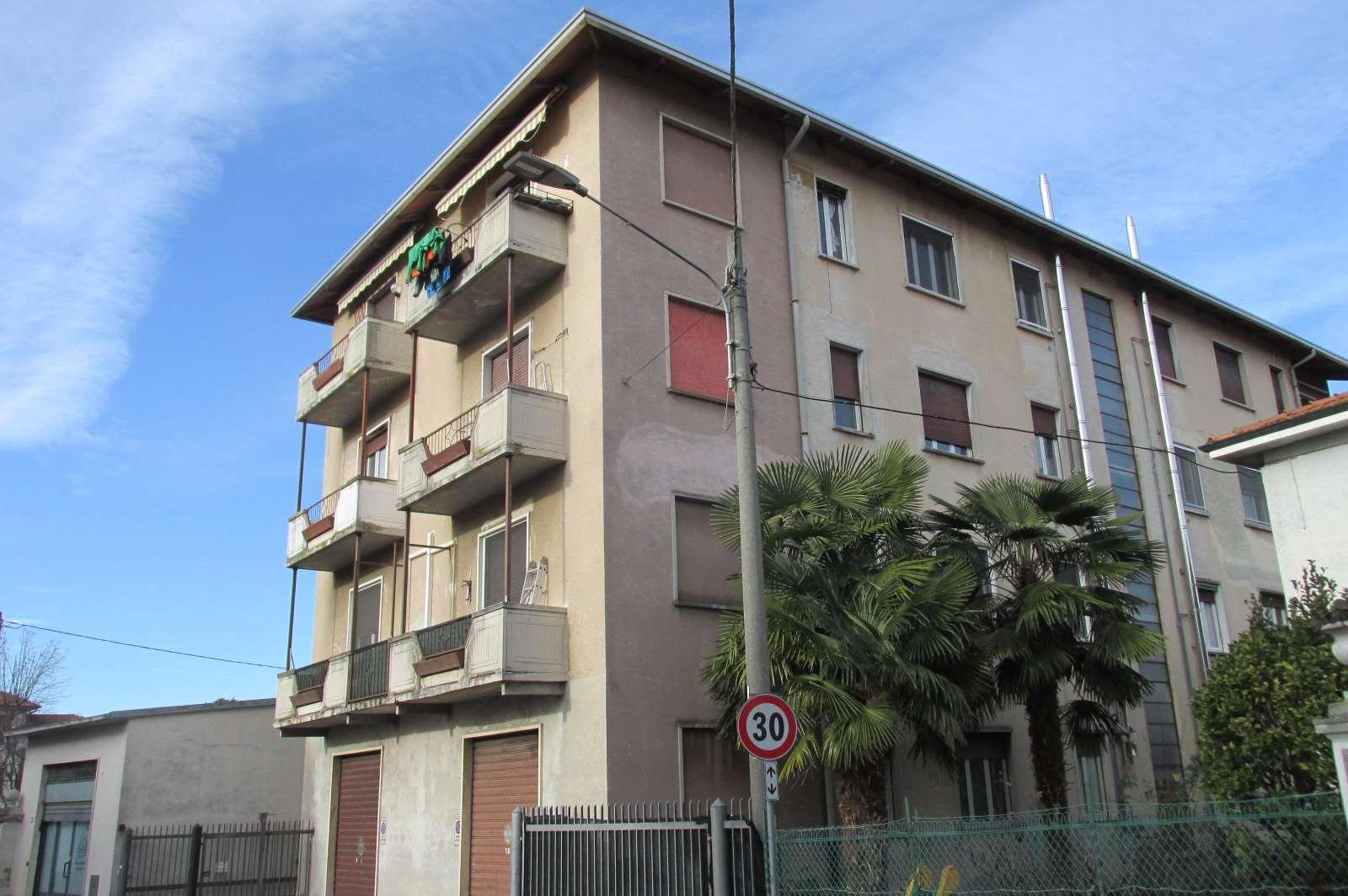 immobile appartamento all'asta in Via Francesco Ogliari 2 Malnate (VA) - 1
