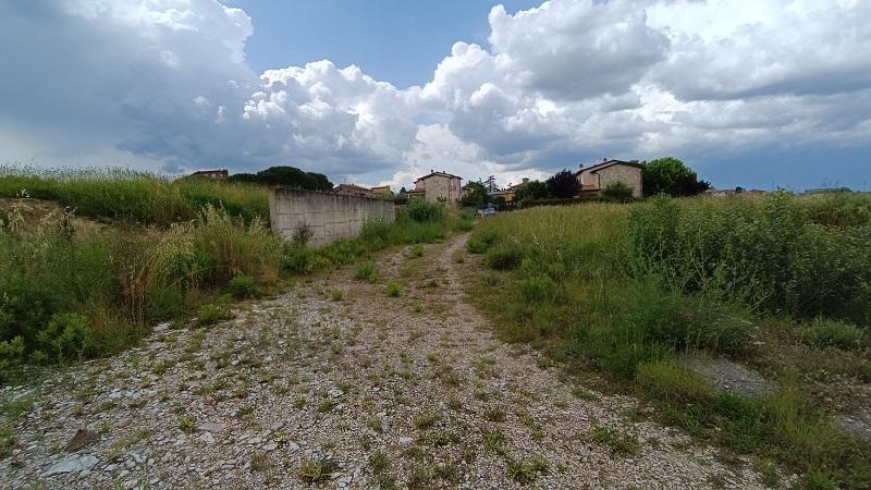 immobile terreno all'asta in FRAZ CERQUETO LOCALITA' IL CASALE - 06055 Marsciano (PG) - 4