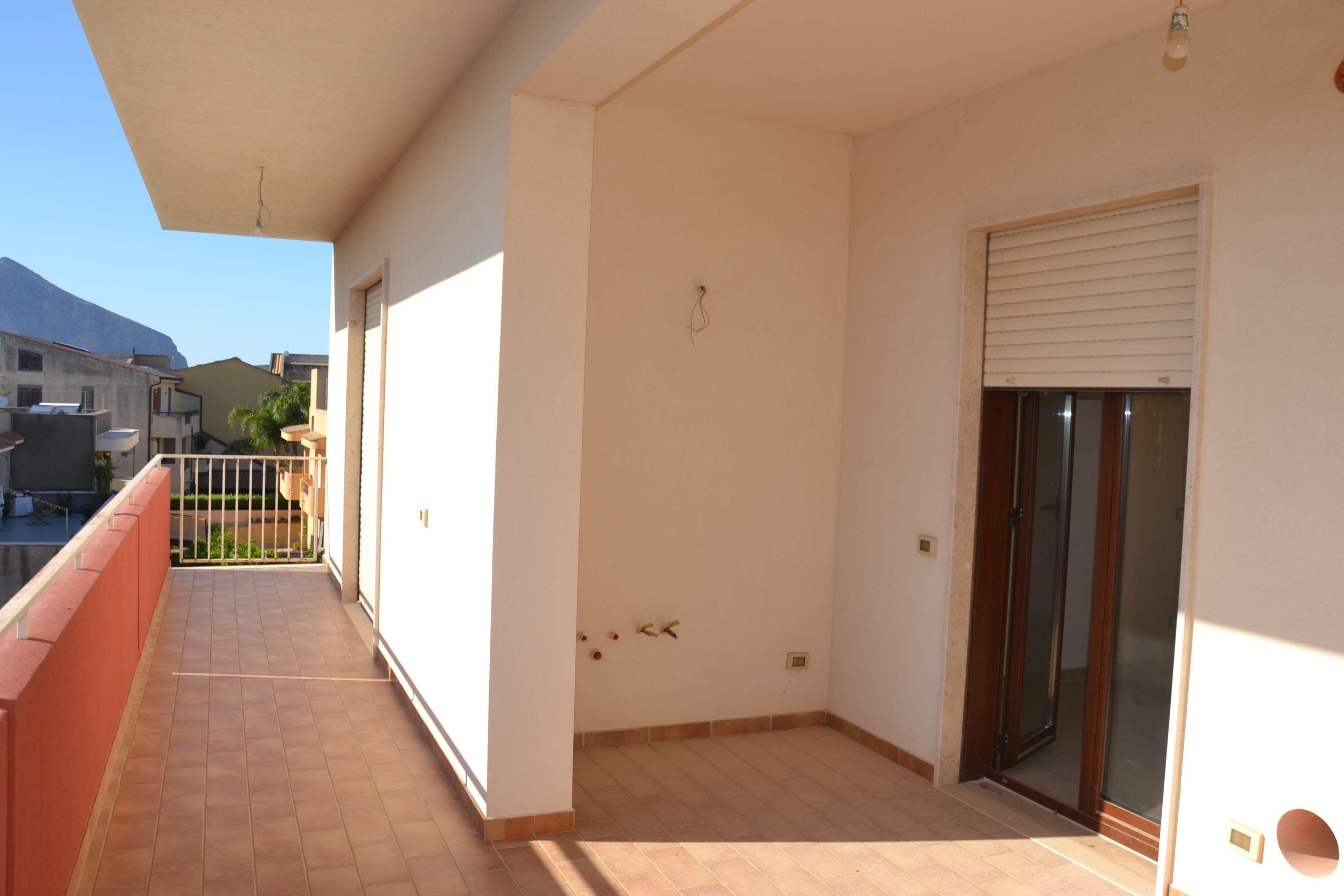 immobile appartamento all'asta in Via assieni n 50 - 91015 Custonaci (TP) - 2