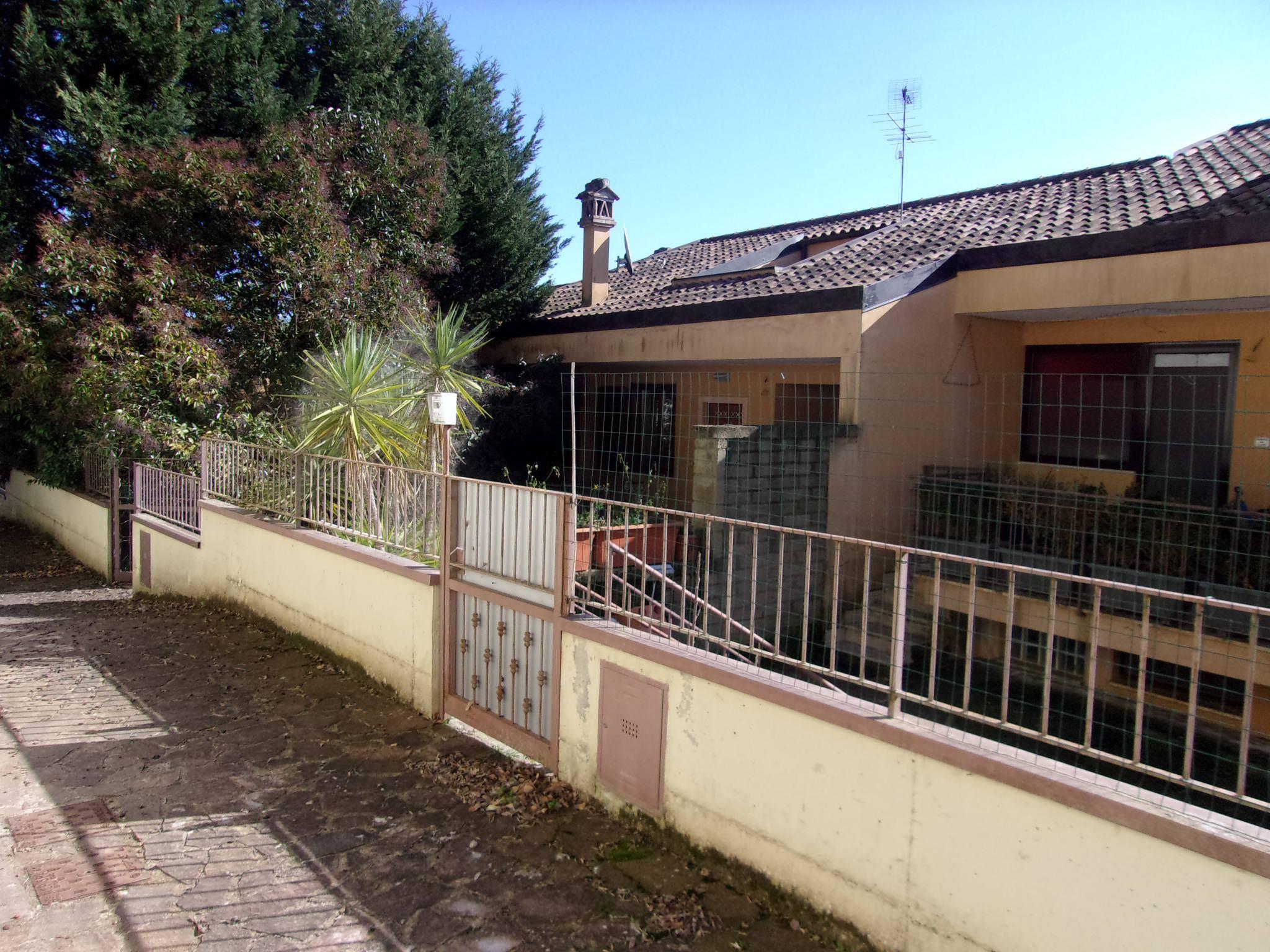 immobile villa all'asta in Via degli Aranci 44 - 00062 Bracciano (RM) - 1