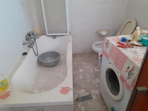 immobile appartamento all'asta in Via Giovanni XXIII n 20 - 21040 Castronno (VA) - 3