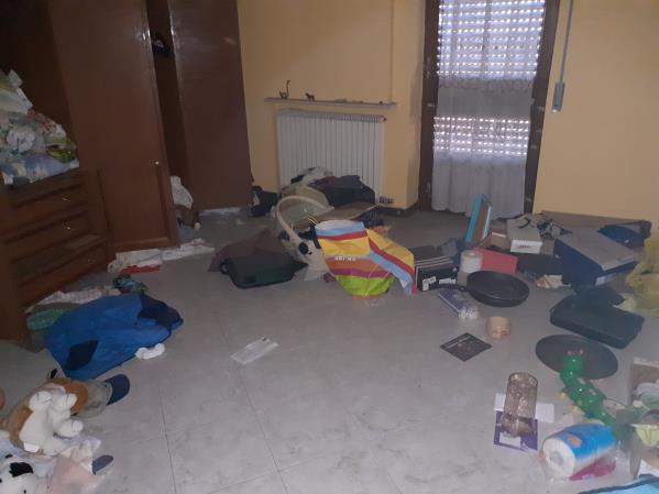 immobile appartamento all'asta in Via Giovanni XXIII n 20 - 21040 Castronno (VA) - 4