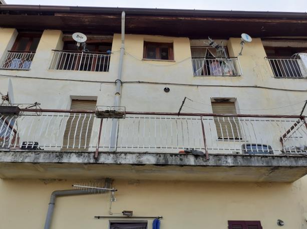 immobile appartamento all'asta in Via Giovanni XXIII n 20 - 21040 Castronno (VA) - 5