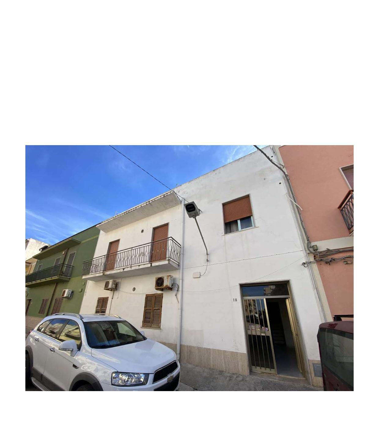 immobile appartamento all'asta in Via 2 Giugno n 18 - 91016 Erice (TP) - 1