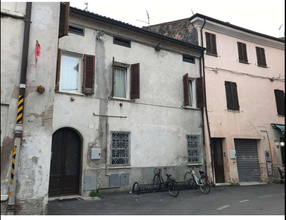 immobile appartamento all'asta in VIA CAVOUR, 12 - 46035 Ostiglia (MN) - 1