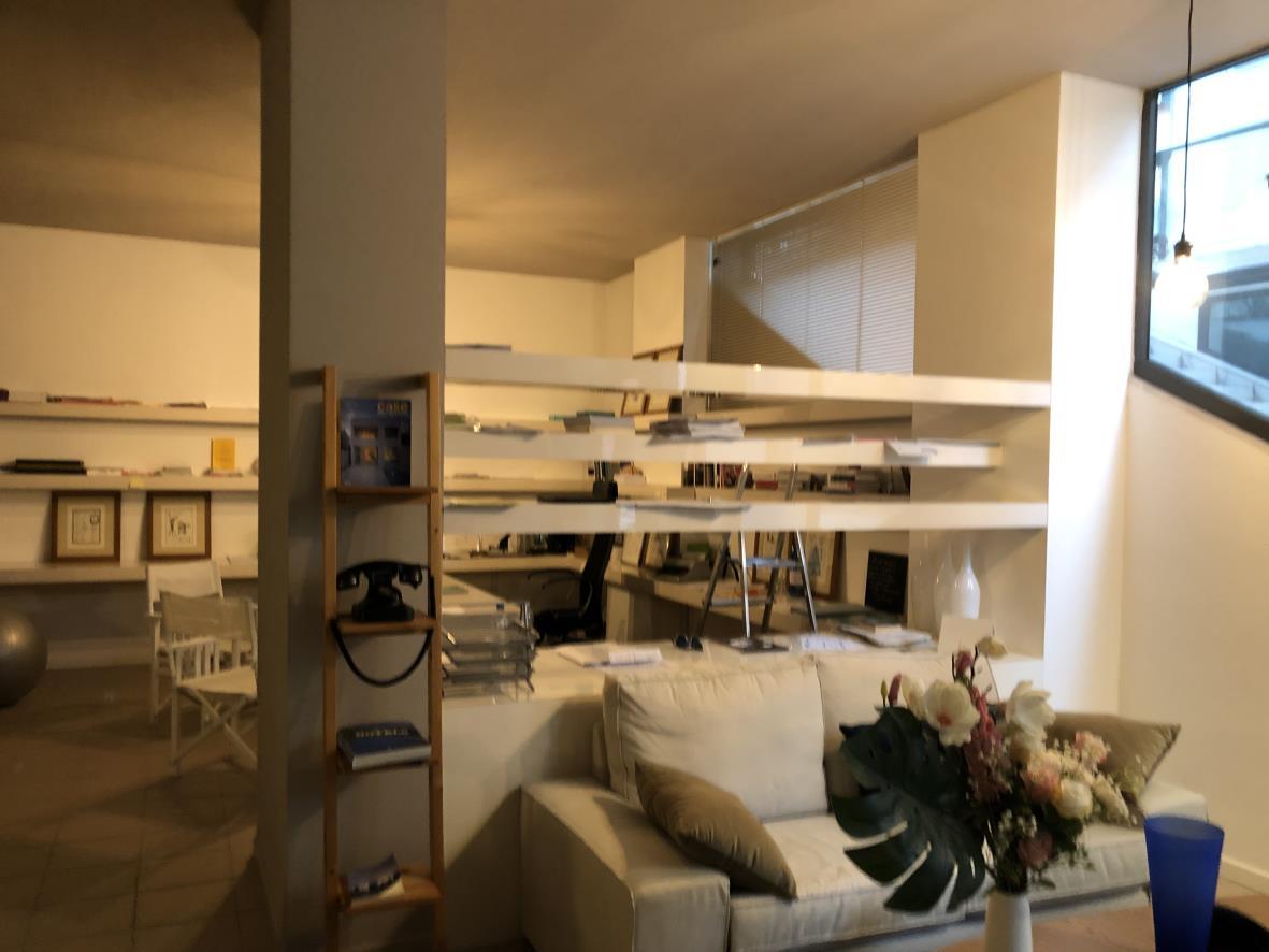 immobile attivita commerciale all'asta in Via Barignani 46 - 61100 Pesaro (PU) - 4