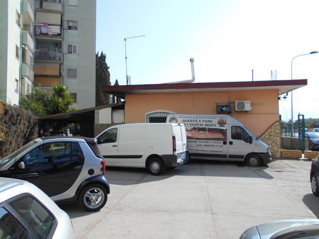 immobile attivita commerciale all'asta in VIA S PERTINI N 93 - 84025 Eboli (SA) - 3