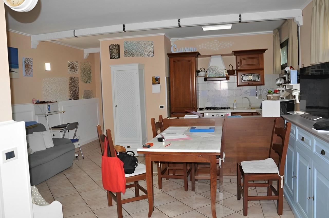 immobile TRILOCALE ALL'ASTA CON GIARDINO IN VIA DELLA SALVIA, ROMA (RM) - 1