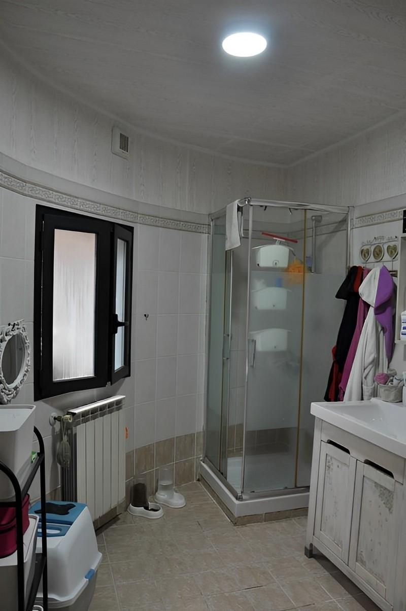 immobile TRILOCALE ALL'ASTA CON GIARDINO IN VIA DELLA SALVIA, ROMA (RM) - 4