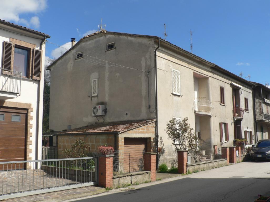 immobile appartamento all'asta in Via Giuseppe Mazzini, 10 - 05011 Allerona (TR) - 1