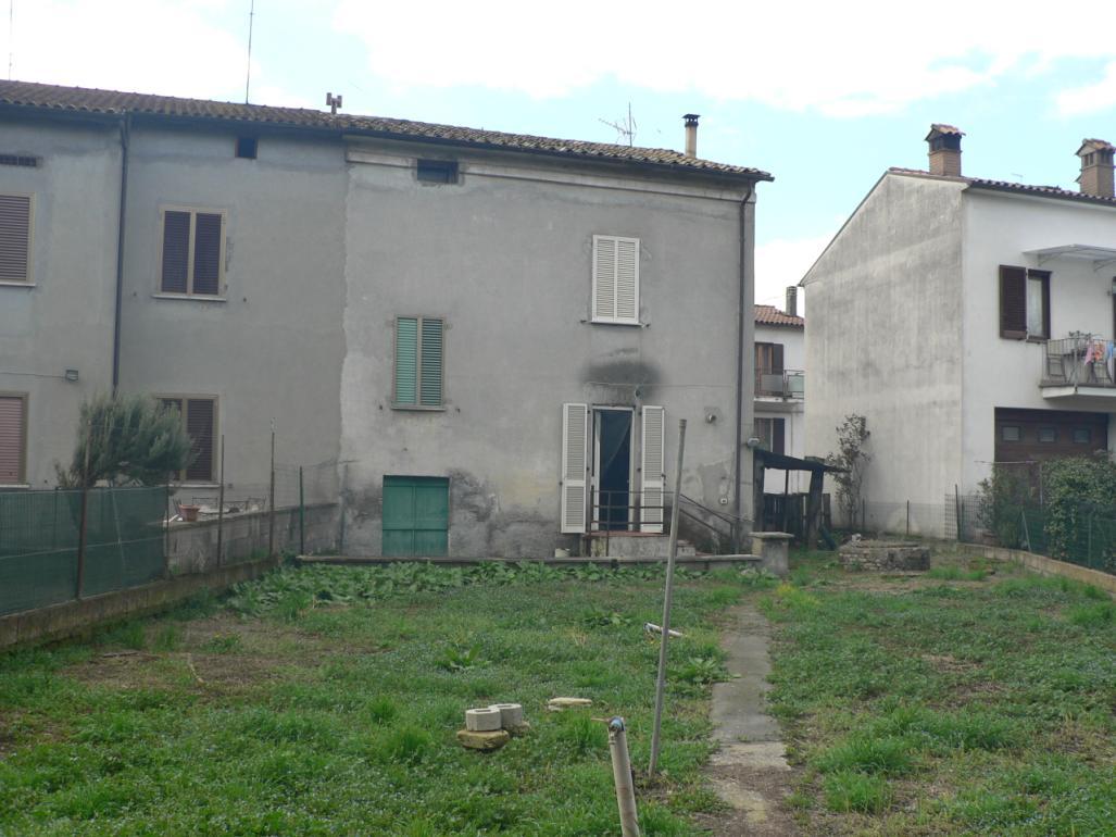 immobile appartamento all'asta in Via Giuseppe Mazzini, 10 - 05011 Allerona (TR) - 3